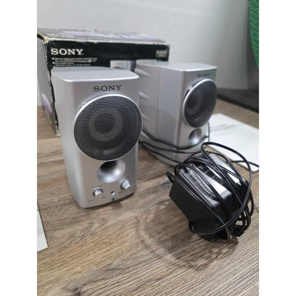 Vintage Sony SRS-Z500 Speakers New In Box Walkman Discman